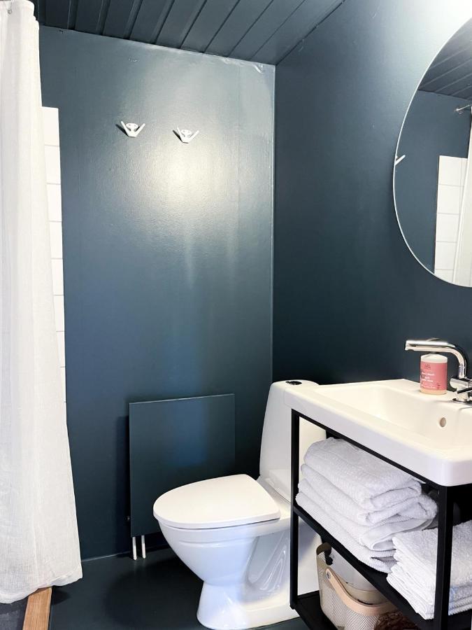 Lovely, Bright Apartment Overlooking Nature Fiskebackskil Luaran gambar
