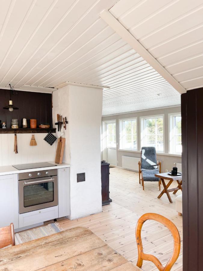 Lovely, Bright Apartment Overlooking Nature Fiskebackskil Luaran gambar